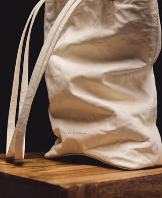 Hobo vertical Ori&oacute;n piel lavada