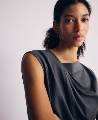 PYRATEX&reg; Spanish Cotton draped T-shirt