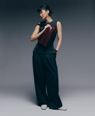 Ori&oacute;n leather shoulder bag