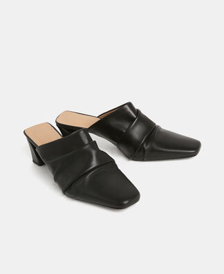 High heeled shoe High heeled shoe