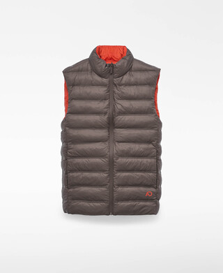 Padded reversible vest