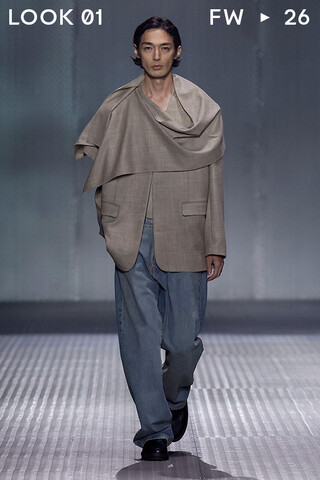 LOOK 01