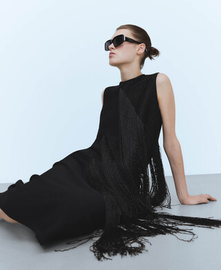 Vestido de malha intarsia com franjas