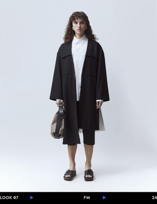 LOOK 07 LOOK 07