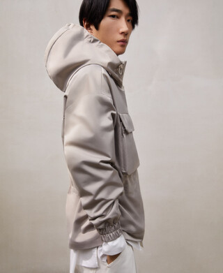 Maxi pocket hooded kangaroo