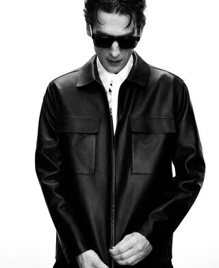 Spread collar leather jacket