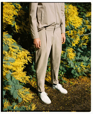 PANTALÓN CAMEL CON PINZAS