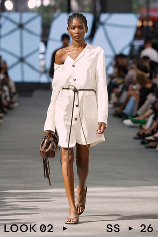 LOOK 02 LOOK 02
