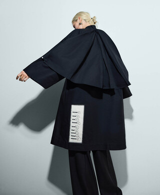 Kimono with expandable yoke woman Kimono with expandable yoke woman