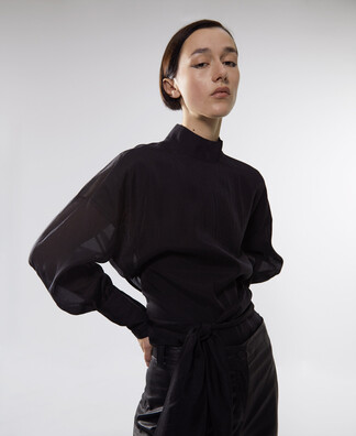 Shirt with lyocell bow Shirt with lyocell bow