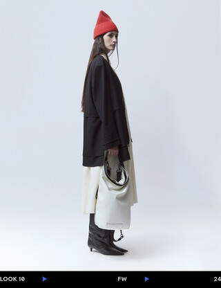 LOOK 10 LOOK 10