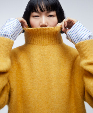 Alpaca funnel collar sweater Alpaca funnel collar sweater
