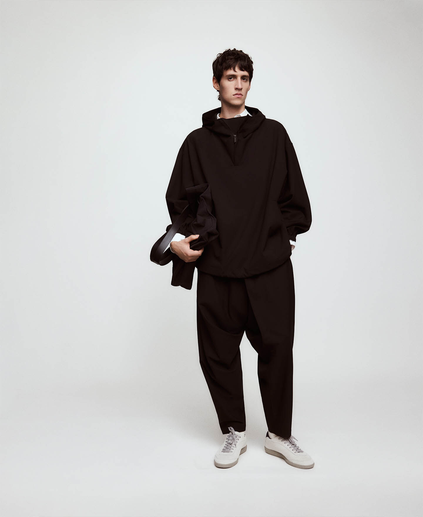 新作コレクション｜26年春夏｜アドルフォ・ドミンゲス