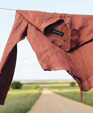 Linen regular fit spread collar shirt