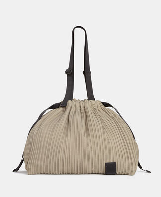 Shopper in pleated fabric Shopper in pleated fabric