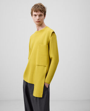 Knit sweater with a front piece man