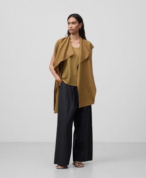 European linen sleeveless T-shirt woman