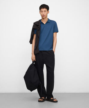 Polo regular fit cuello pico