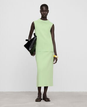 Knit straight skirt