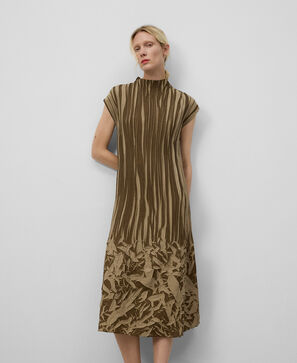 Leaf printed dress woman