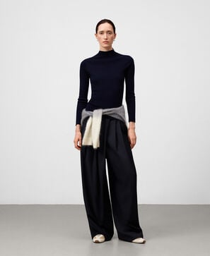 Merino wool fitted sweater woman