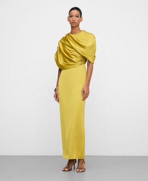 Vestido largo satinado drapeado