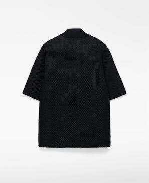 Polo cuello bomber textura rafia