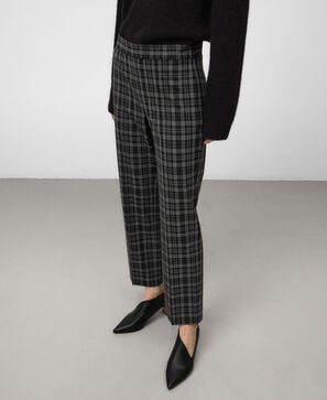 Slim fit checkered trousers woman