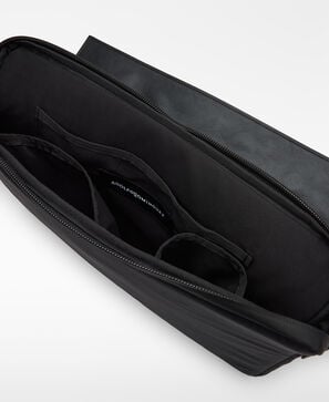 Funda port&aacute;til nailon solapa