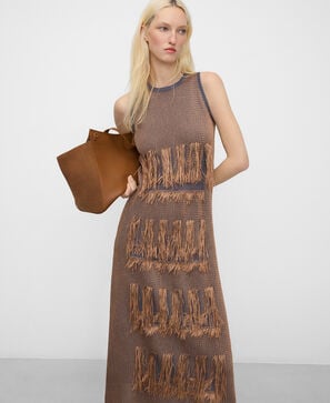 Vestido punto jacquard flecos