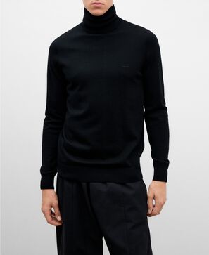 Merino wool turtleneck sweater for men