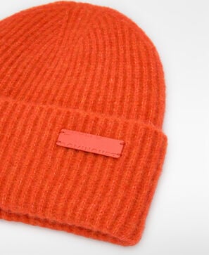 Ribbed beanie