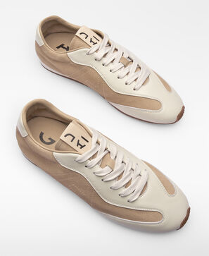 Zapatilla soft logo pespunteado piel