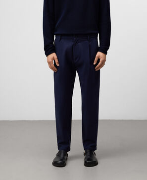 Cotton pleated trousers man