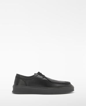 Chaussure type paraboot en cuir