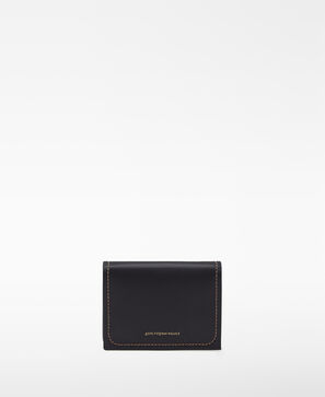 Responsible leather rigid wallet woman