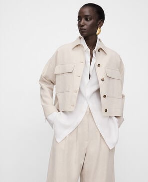 Short overshirt with pockets