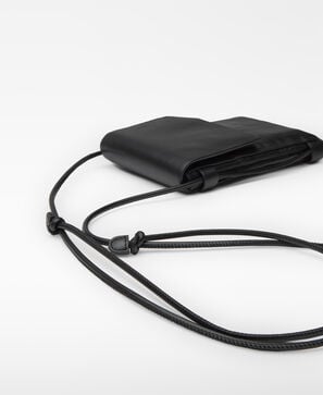 Pochette pour t&eacute;l&eacute;phone en cuir
