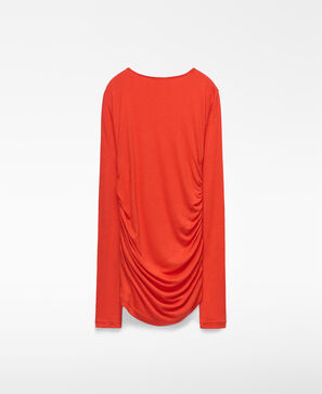 Long sleeve gathered T-shirt