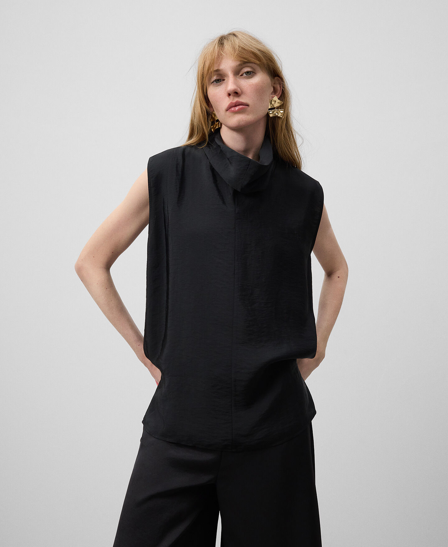 Women's Clothes Collection | Spring-Summer 25 | Adolfo Domínguez