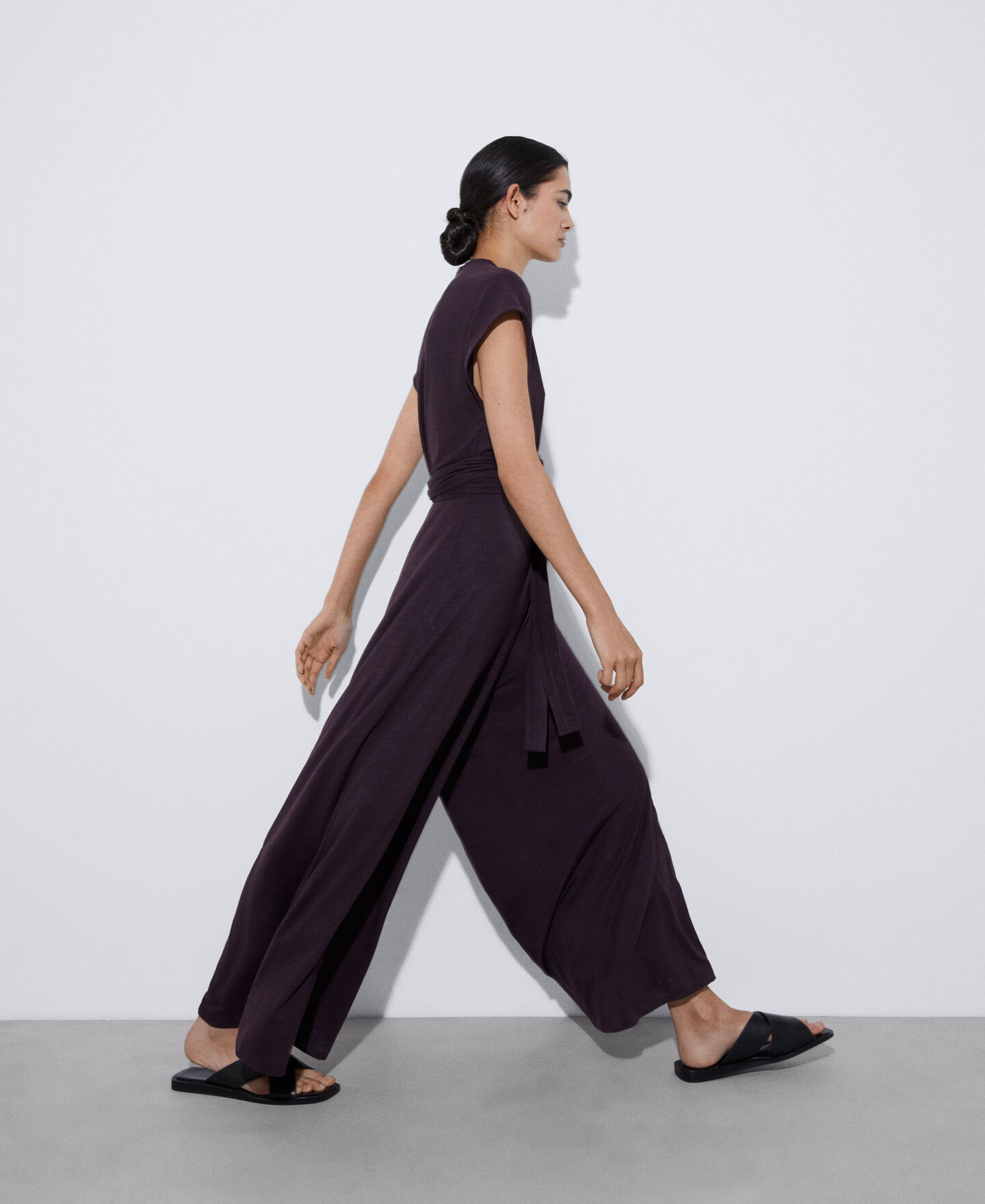 Descubre Vestidos y Monos | Primavera-Verano 22 | Adolfo Domínguez