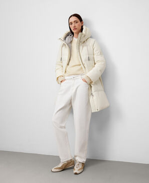 Padded long coat woman