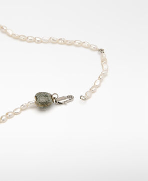 Pearl necklace