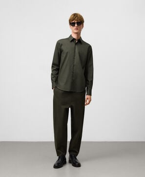 Camisa regular fit cuello italiano hombre