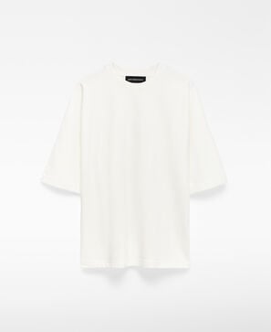 Camiseta corte en espalda
