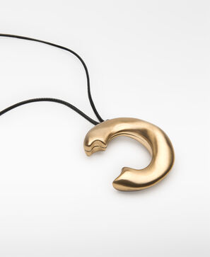 Irregular metal piece necklace woman