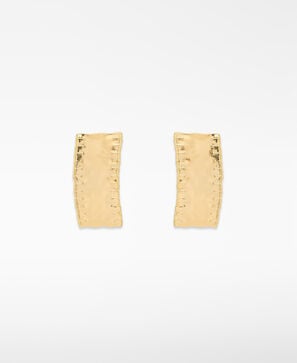 Metal earrings with tape measure design