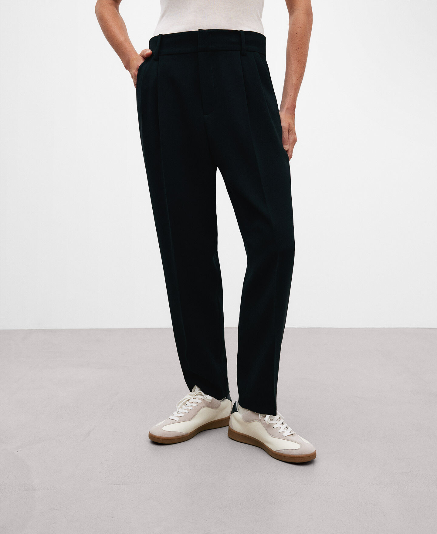 Pantalon blanco sales adolfo dominguez