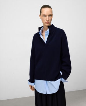 Merino wool funnel neck sweater woman