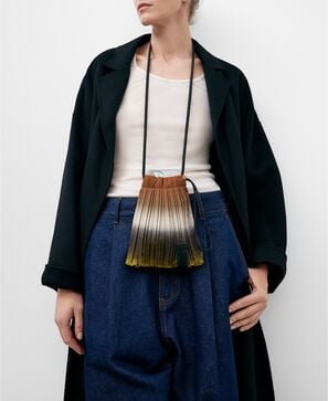 Portamóvil en crinkle mujer